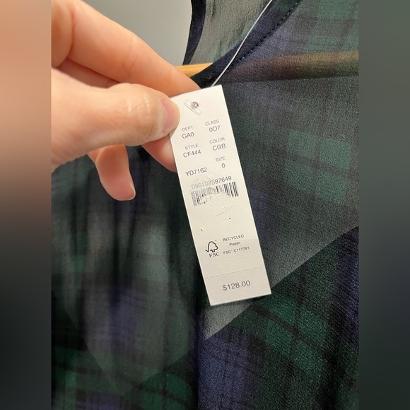 J crew Chiffon shirred-waist top in Black Watch tartan in
Cooper Green Blue sz 0 - Picture 9 of 12